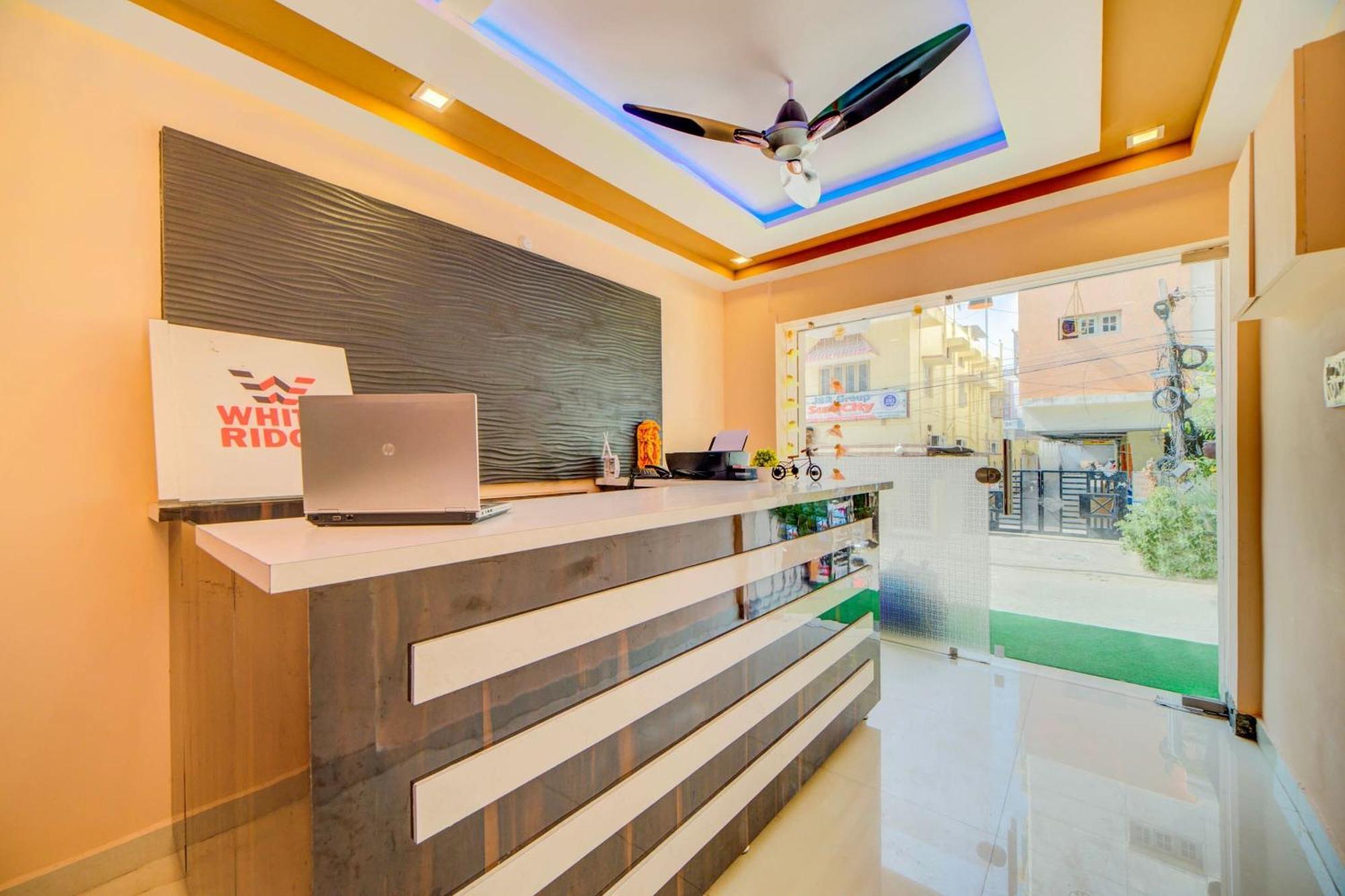 Super Hotel O White Ridge Sururnagar Eksteriør billede